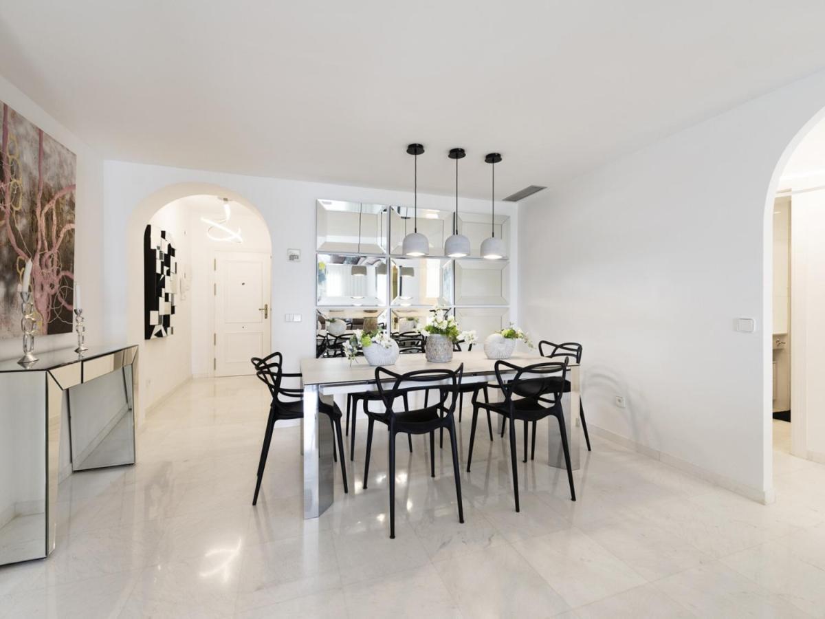 Moderno Y Luminoso Apartamento En Las Gaviotas- Puerto Banus Appartement Marbella Buitenkant foto