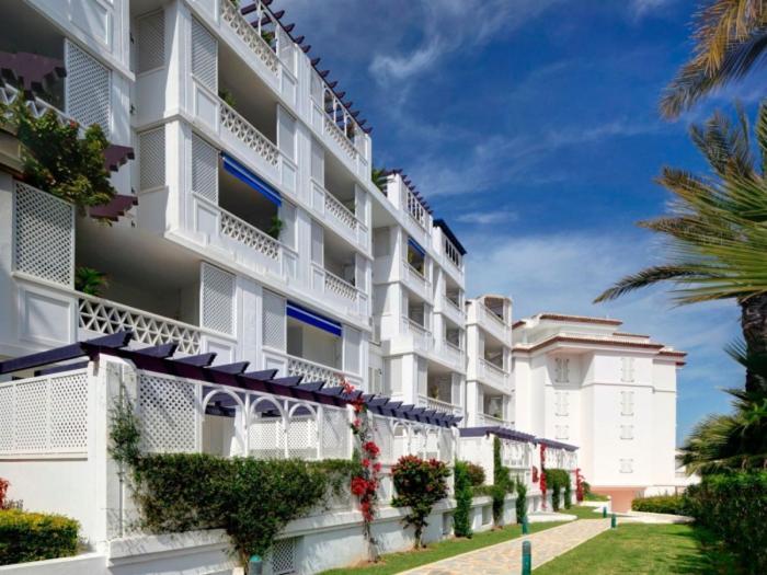 Moderno Y Luminoso Apartamento En Las Gaviotas- Puerto Banus Appartement Marbella Buitenkant foto