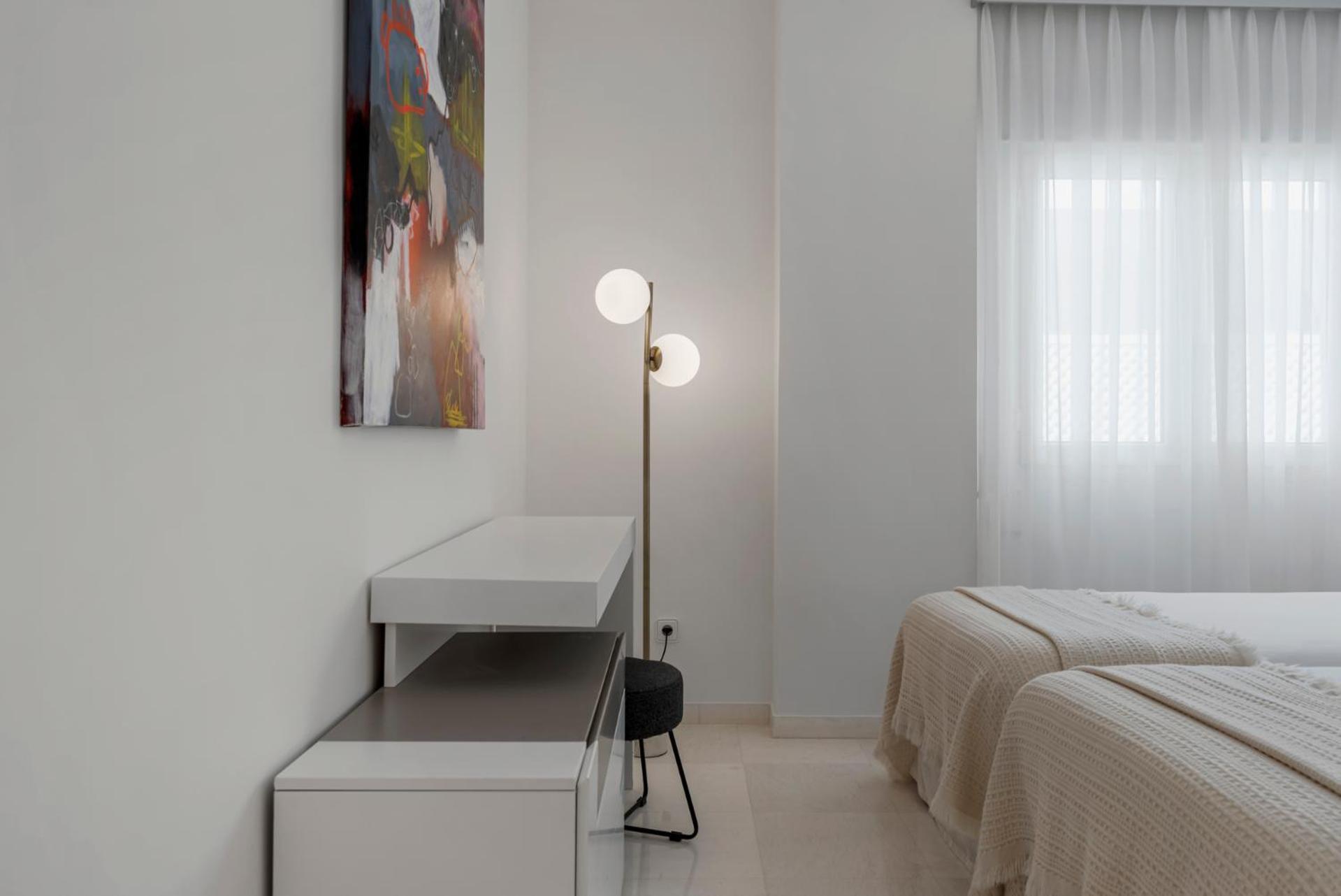 Moderno Y Luminoso Apartamento En Las Gaviotas- Puerto Banus Appartement Marbella Buitenkant foto