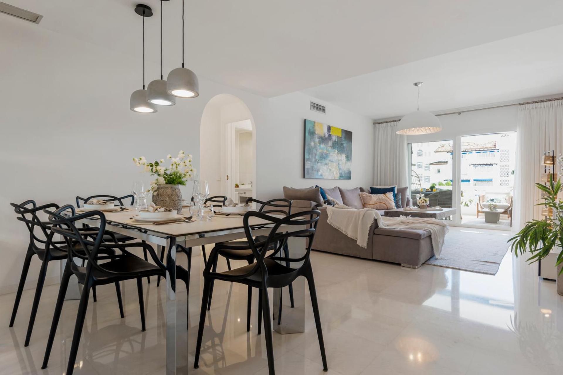 Moderno Y Luminoso Apartamento En Las Gaviotas- Puerto Banus Appartement Marbella Buitenkant foto