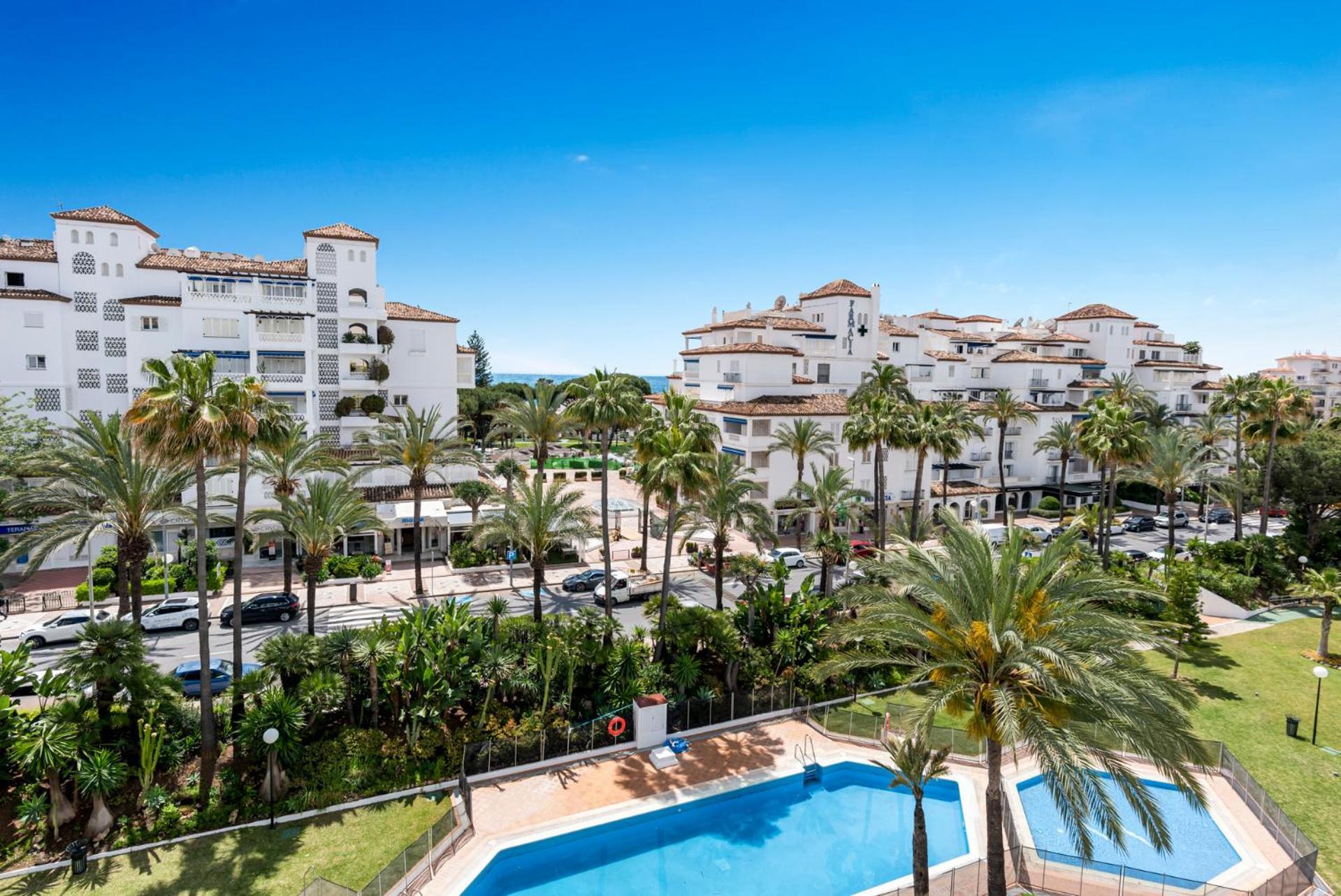 Moderno Y Luminoso Apartamento En Las Gaviotas- Puerto Banus Appartement Marbella Buitenkant foto